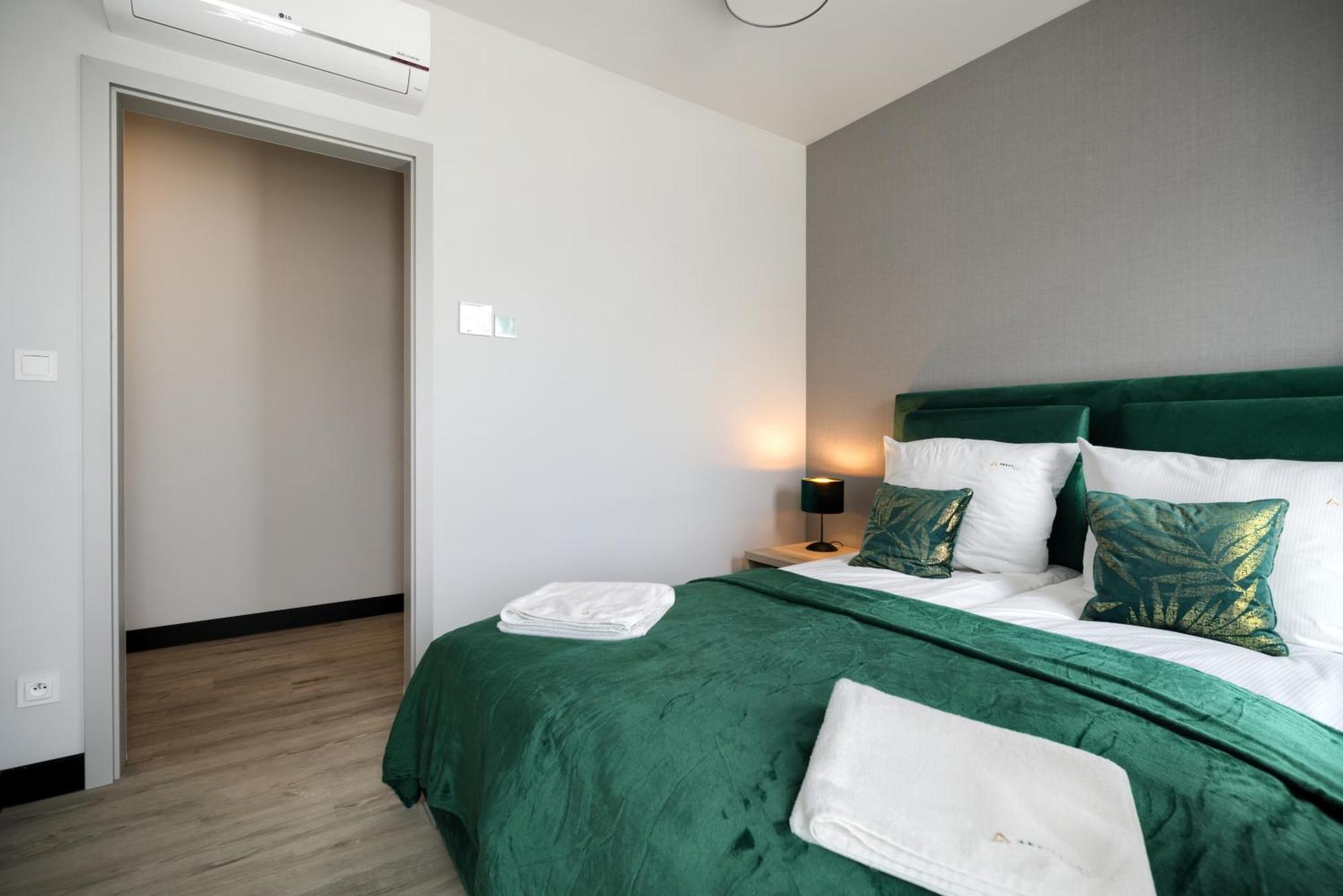 Aboutartapartments - Otynska 4 Wroclaw Dış mekan fotoğraf